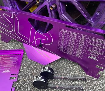 Toe plates measuring toe alignment on drift car